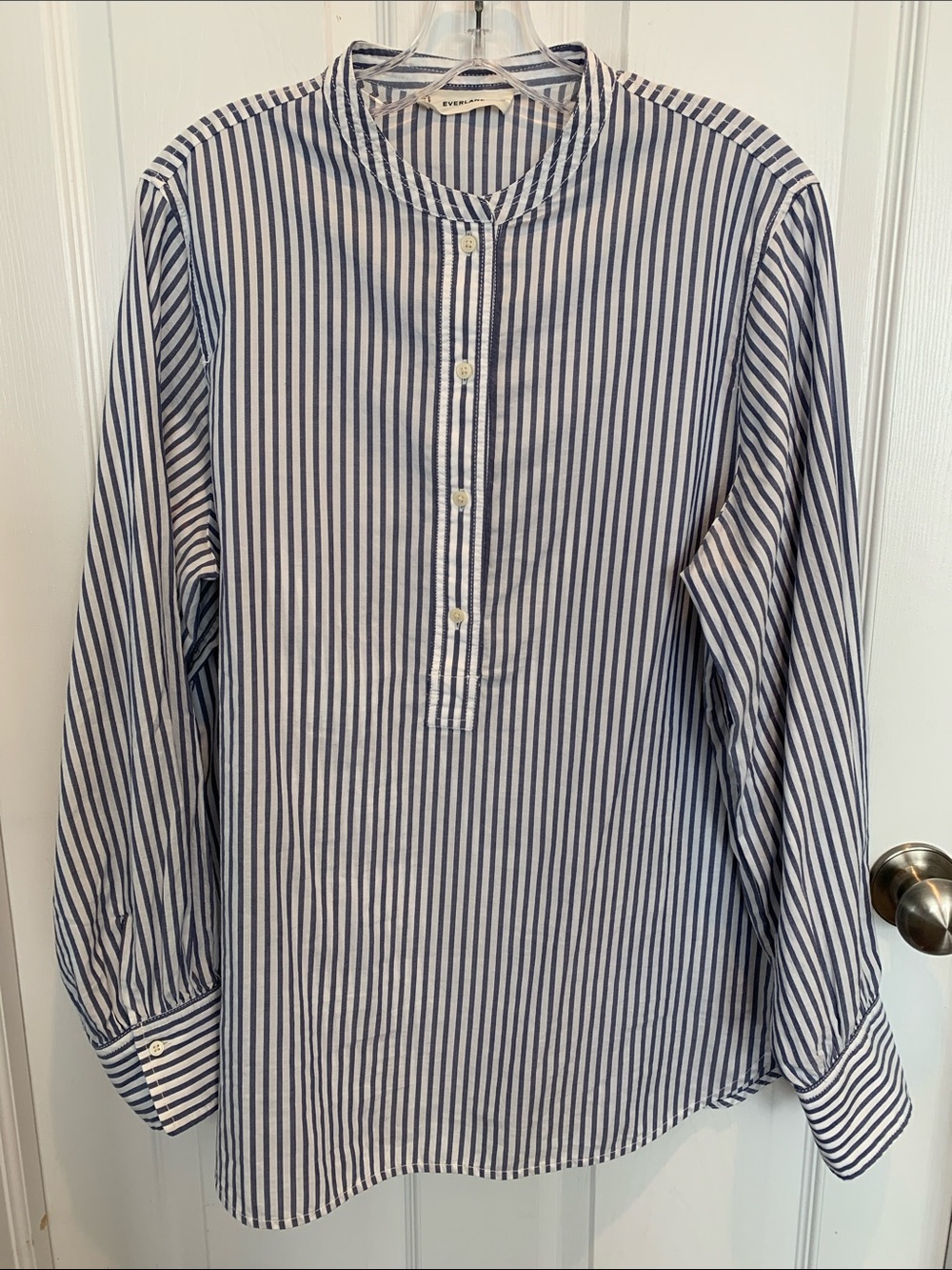 Everlane Navy and White Vertical Stripe Band-Collar Shirt 10